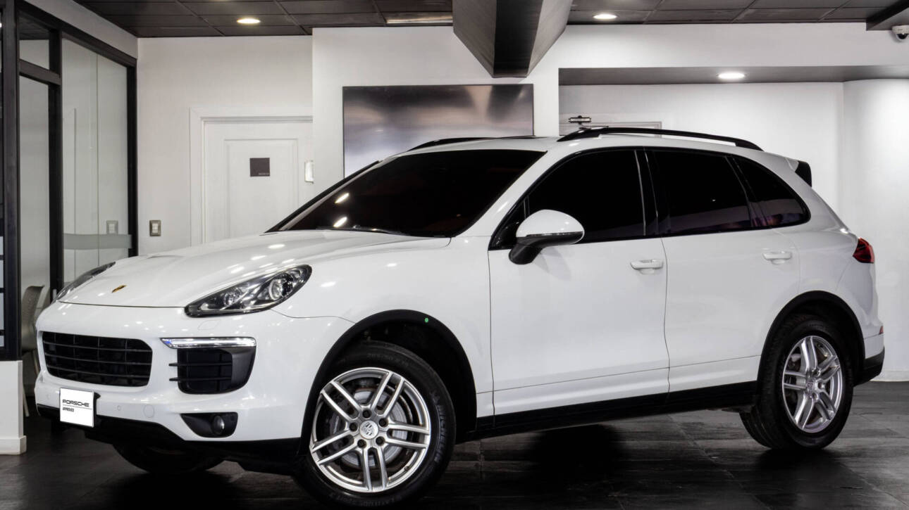 PORSCHE CAYENNE