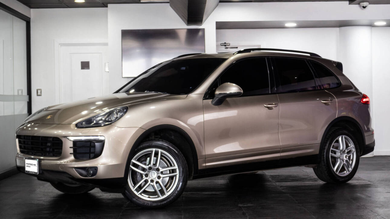 PORSCHE CAYENNE