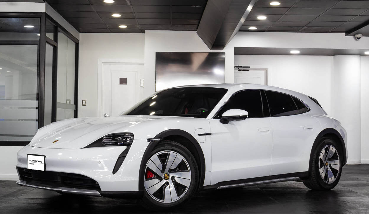 PORSCHE TAYCAN 4S CROSS TURISMO
