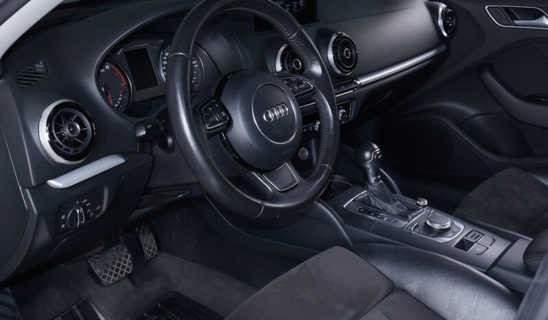 Audi A3 2015 lleno