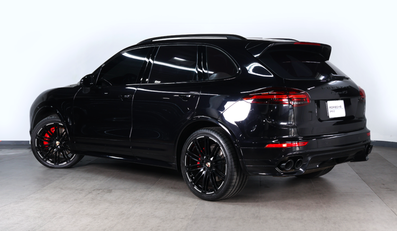 PORSCHE CAYENNE GTS 2016 lleno