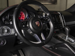 PORSCHE CAYENNE GTS 2016 lleno