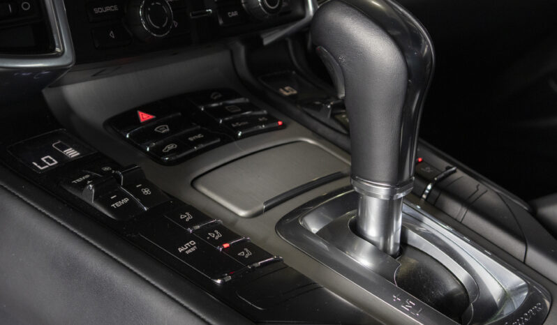 PORSCHE CAYENNE GTS 2016 lleno