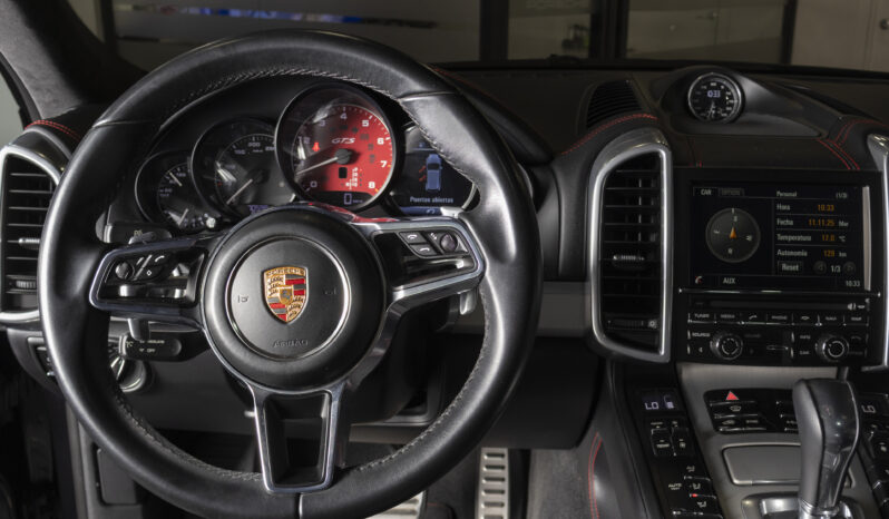 PORSCHE CAYENNE GTS 2016 lleno