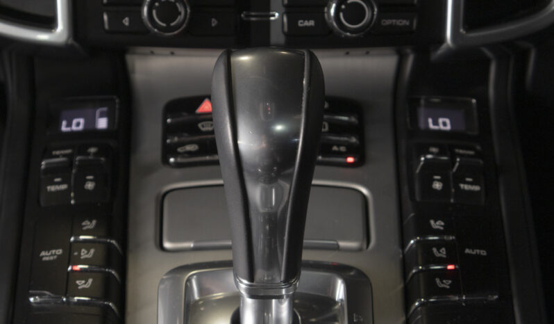 PORSCHE CAYENNE GTS 2016 lleno