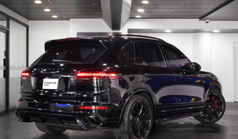 PORSCHE CAYENNE GTS 2016 lleno