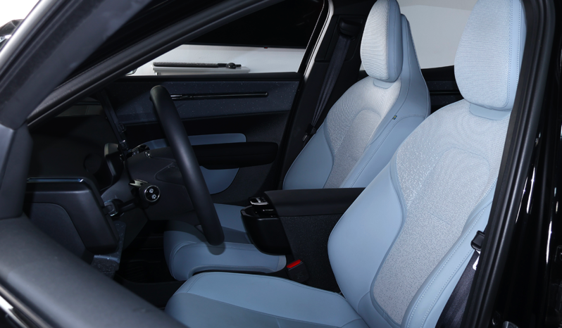 VOLVO EX30 2024 lleno