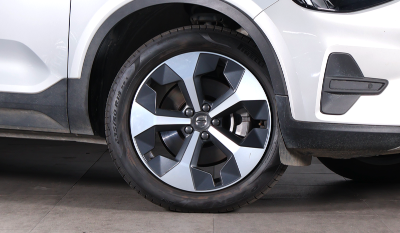 VOLVO XC40 B4 HYBRID 2024 lleno