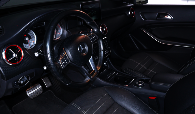 MERCEDES BENZ A200 2014 lleno