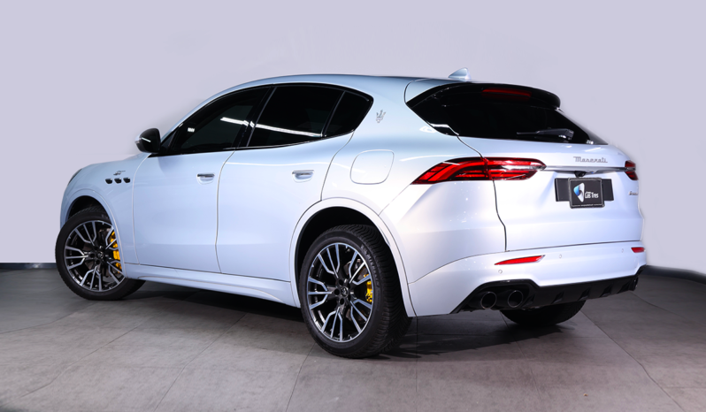 MASERATI GRECALE GT HYBRID 2023 lleno