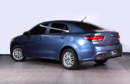 KIA RIO LX 2018 lleno