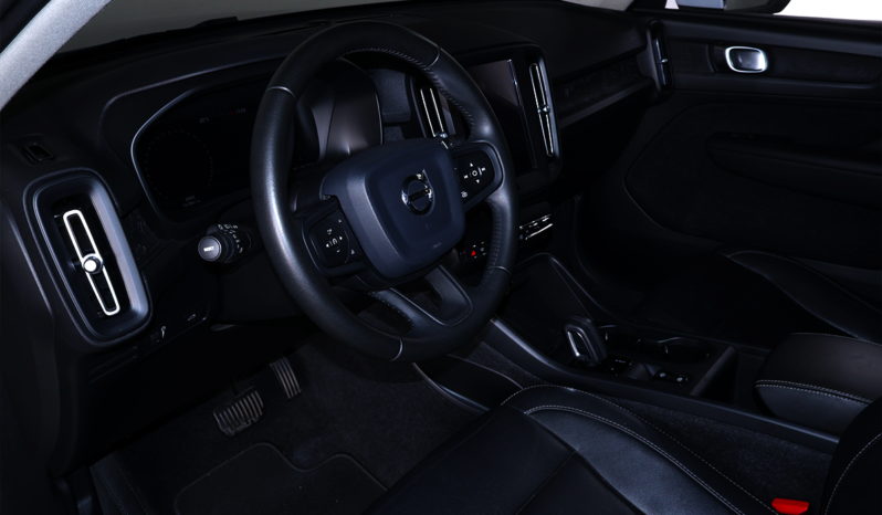 VOLVO XC40 T4 2020 lleno