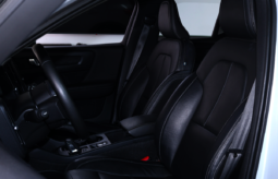 VOLVO XC40 T4 2020 lleno