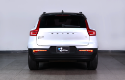 VOLVO XC40 T4 2020 lleno