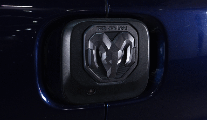RAM 1000 BIGHORN 2023 lleno