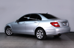 MERCEDES BENZ C180 2012 lleno