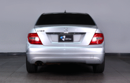 MERCEDES BENZ C180 2012 lleno
