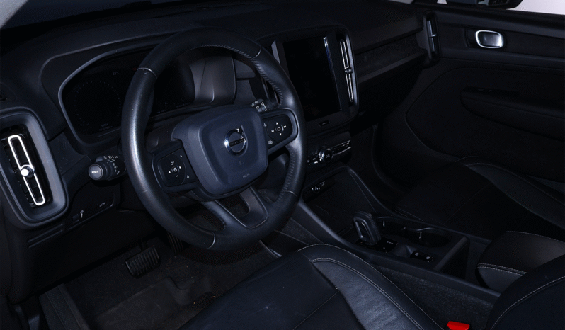 VOLVO XC40 T4 2020 lleno