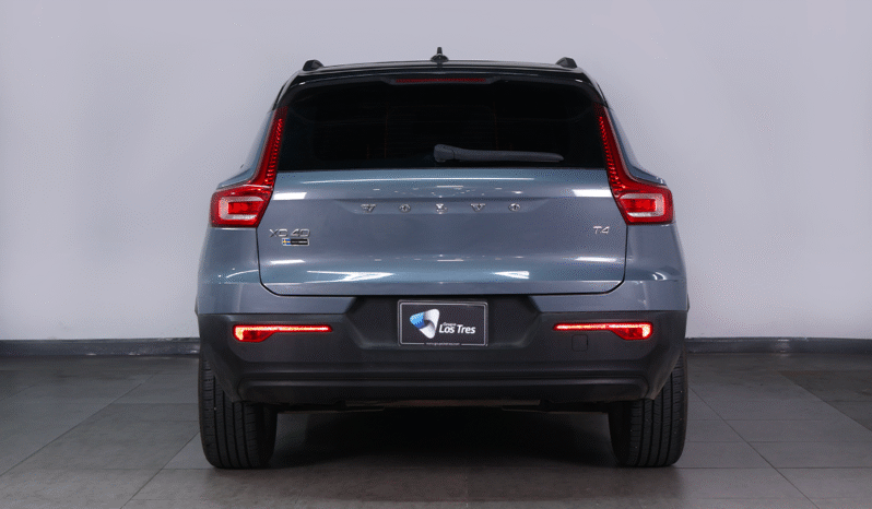VOLVO XC40 T4 2020 lleno