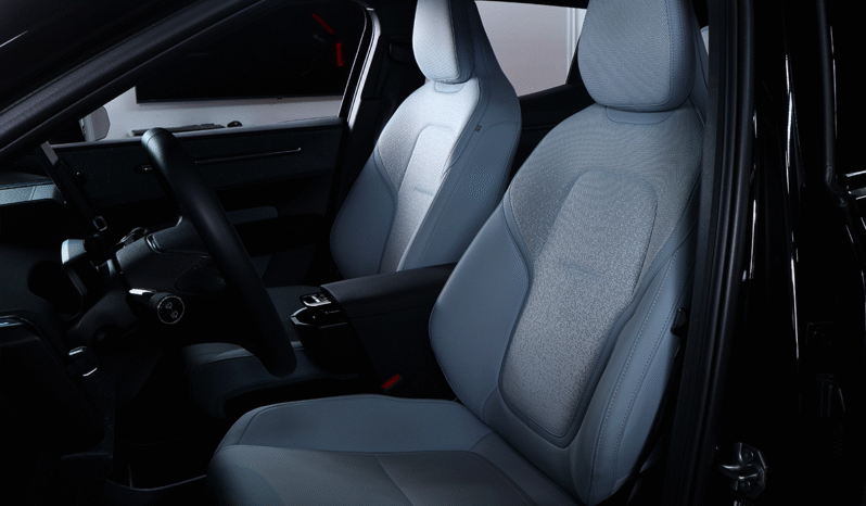 VOLVO EX30 2024 lleno