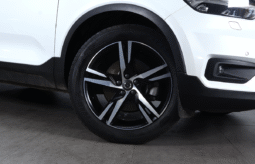 VOLVO XC40 T4 R 2020 lleno