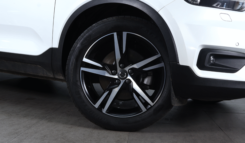 VOLVO XC40 T4 R 2020 lleno