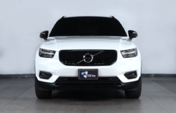VOLVO XC40 T4 R 2020 lleno