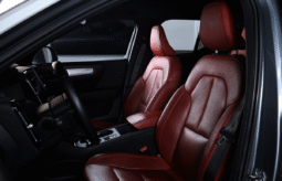 VOLVO XC40 T4 2019 lleno