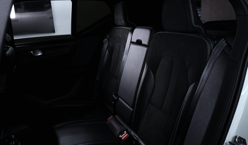 VOLVO XC40 T4 R 2020 lleno