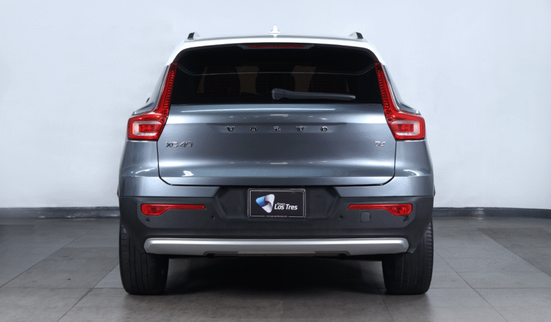 VOLVO XC40 T4 2019 lleno