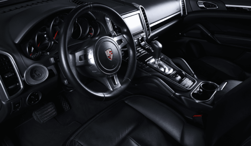 Porsche Cayenne – 2013 lleno
