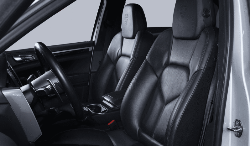 Porsche Cayenne – 2013 lleno