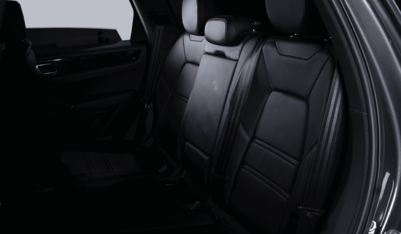 Porsche Cayenne – 2020 lleno