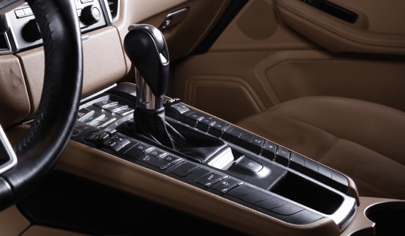 Porsche Macan – 2018 lleno