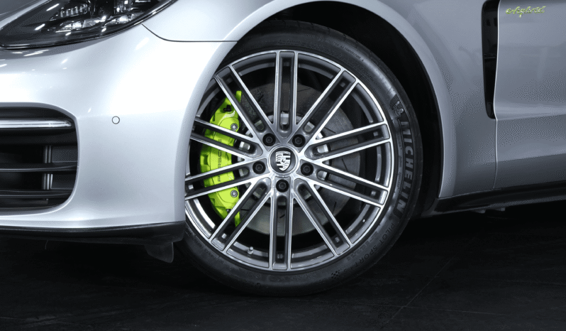 Porsche Panamera 4S E-Hybrid – 2021 lleno