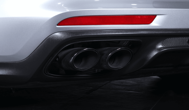 Porsche Panamera 4S E-Hybrid – 2021 lleno