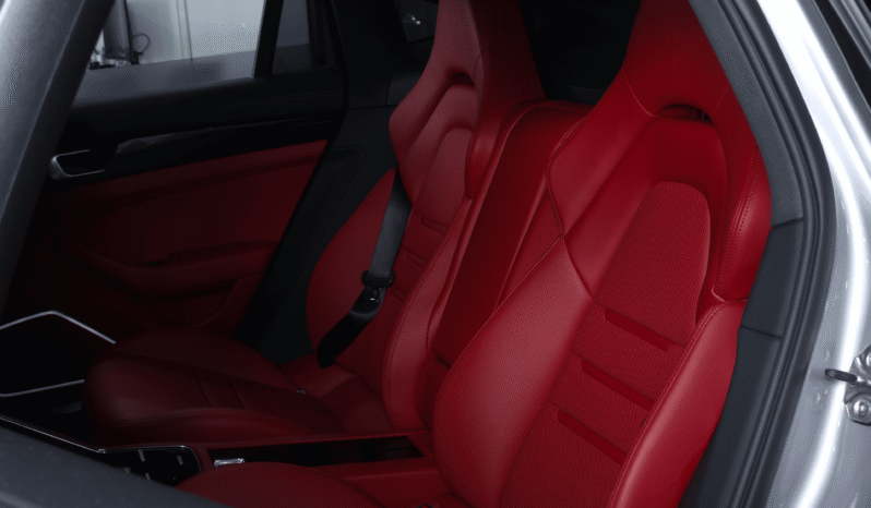 Porsche Panamera 4S E-Hybrid – 2021 lleno