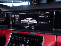 Porsche Panamera 4S E-Hybrid – 2021 lleno