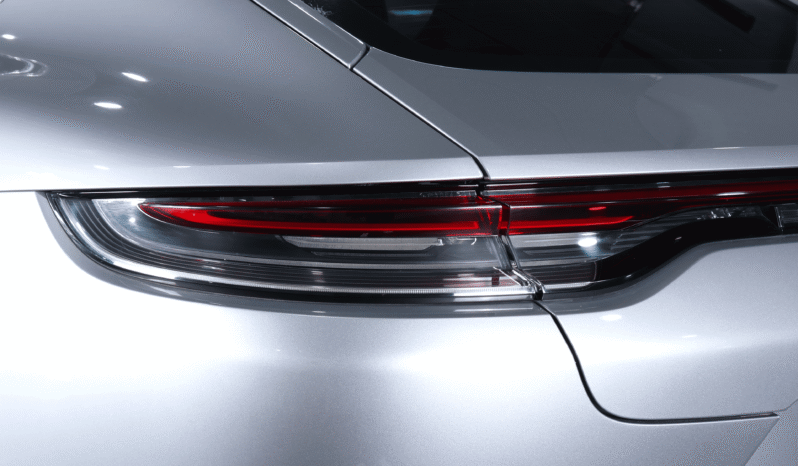 Porsche Panamera 4S E-Hybrid – 2021 lleno