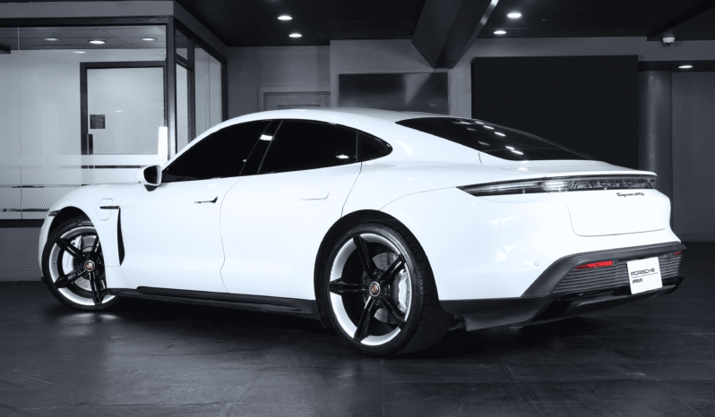 Porsche Taycan GTS – 2022 lleno