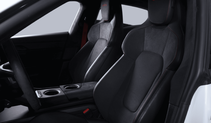 Porsche Taycan GTS – 2022 lleno