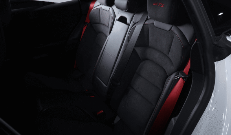 Porsche Taycan GTS – 2022 lleno