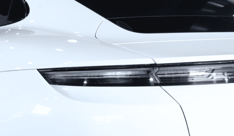 Porsche Taycan GTS – 2022 lleno