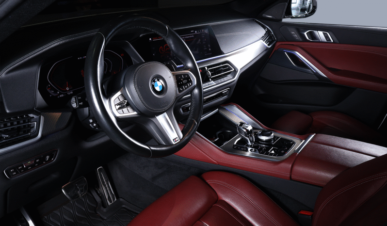 BMW X6 M50I 2021 lleno