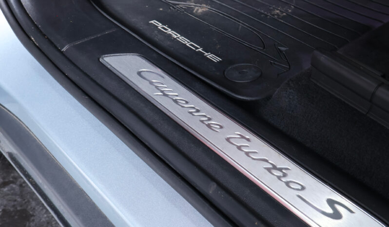 Porsche Cayenne Turbo S E-Hybrid Coupé (MY23) – 2023 lleno