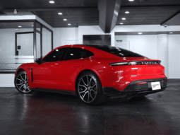 Porsche Taycan Turbo S 2023 lleno