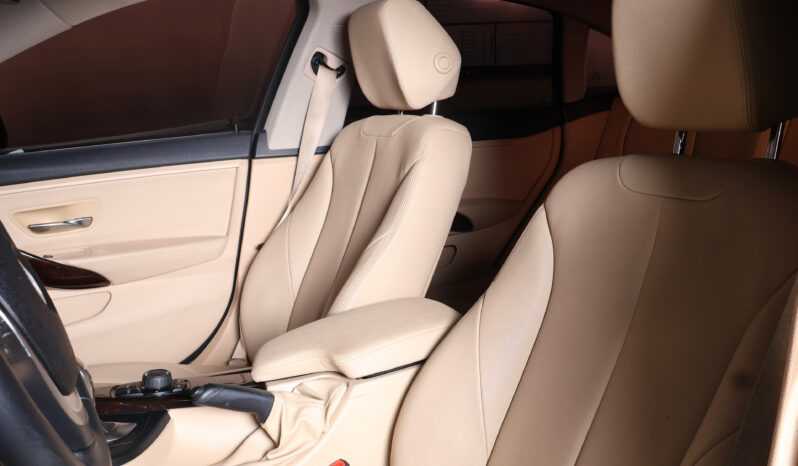 BMW 420i 2016 lleno