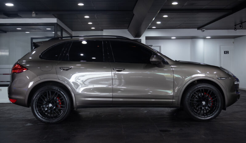 Porsche Cayenne – 2013 lleno