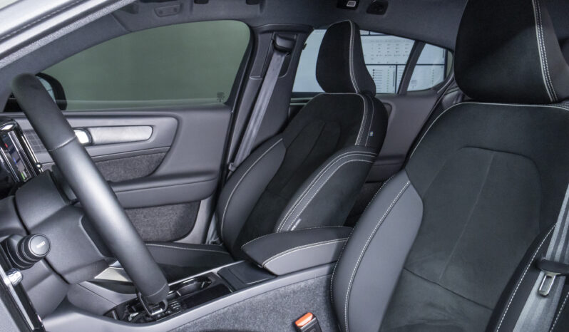 Volvo C40 P6 – 2024 lleno