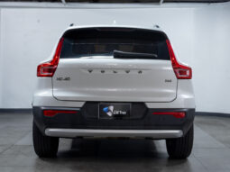 Volvo XC40 B4 – 2023 lleno